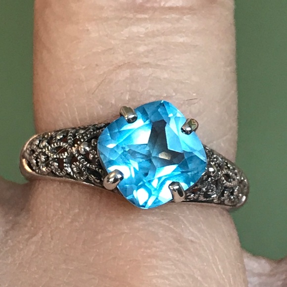 Jewelry - Gorgeous Blue Topaz and Sterling Silver Ring